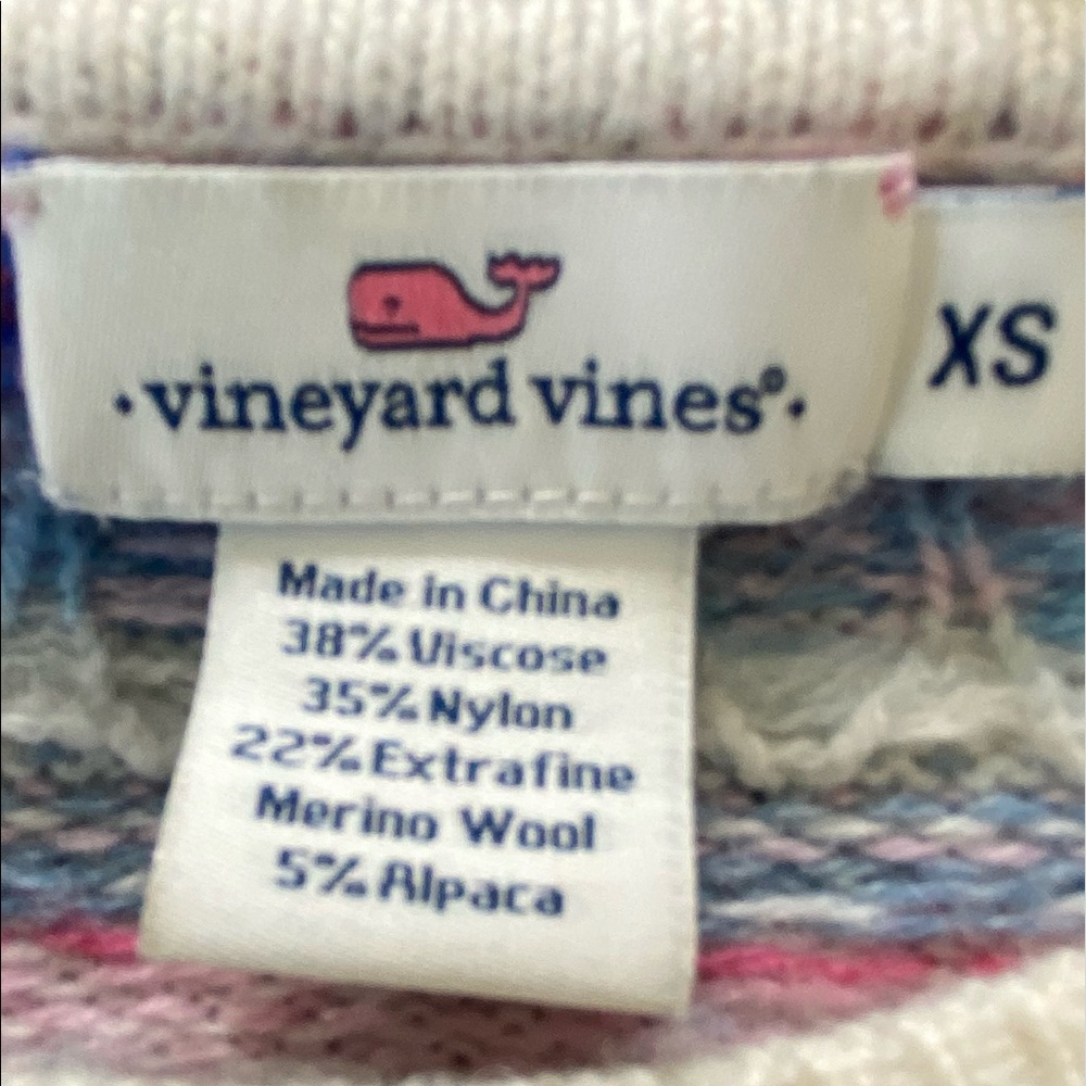 Vineyard Vines Fair Isle Snowflake Crew Neck Sweater Size XS with MEASUREMENTS - Picture 3 of 9
